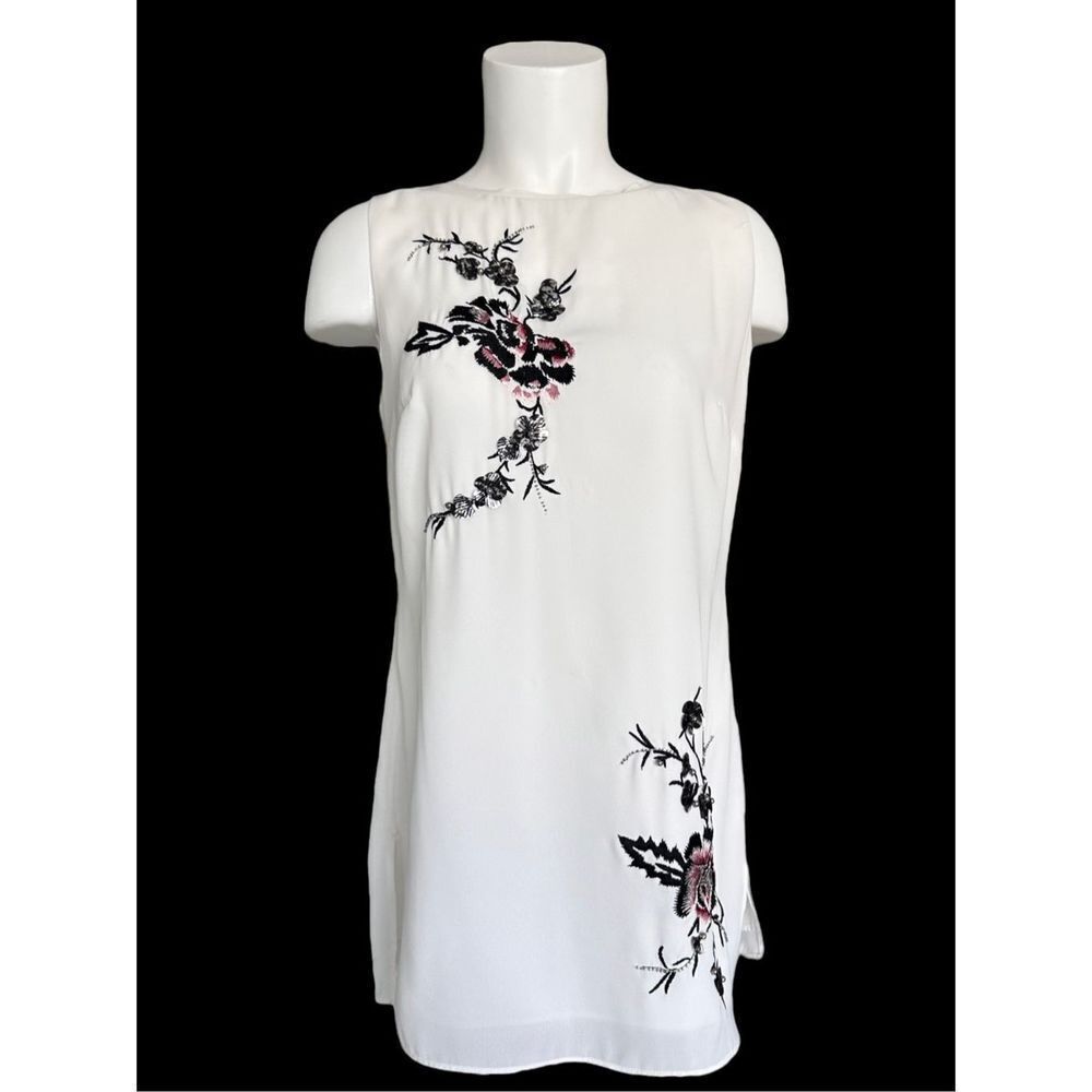 White House Black Market Women’s White Sleeveless Floral Tunic Top Size 2